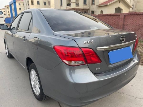 China BYD L3 used car low price for sale CSMBDL3008-05-carsmartotal.com