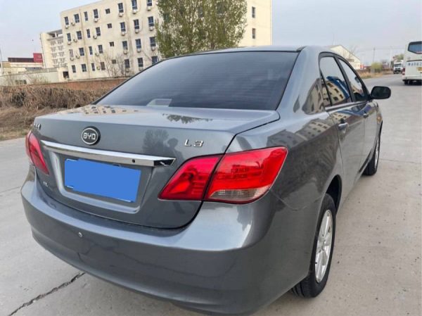 China BYD L3 used car low price for sale CSMBDL3008-06-carsmartotal.com