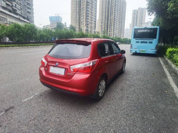 Chinese used car venucia r50 for export CSMQCV3009-04-carsmartotal.com
